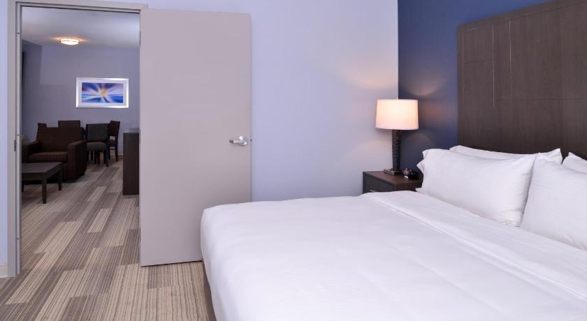 Holiday Inn Express Hotels & Suites Loma Linda