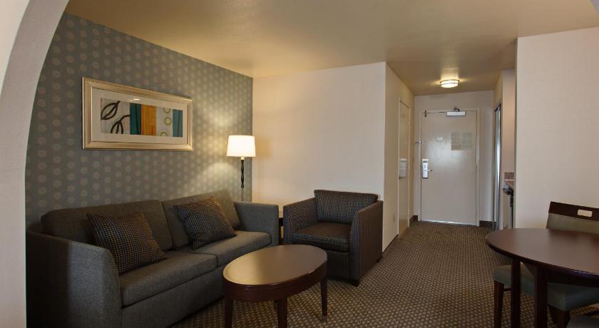 Holiday Inn Express Hotel & Suites Hermosa Beach