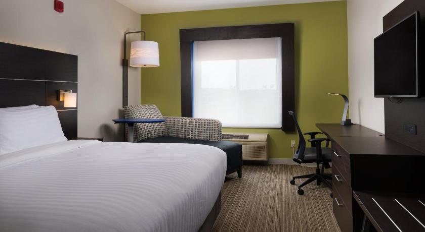 Holiday Inn Express Independence - Kansas City