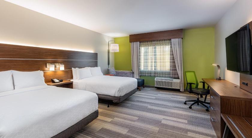 Holiday Inn Express And Suites Moreno Valley - Riverside