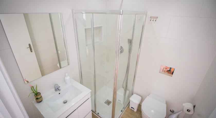 Ponta Delgada Guest House 2 photo