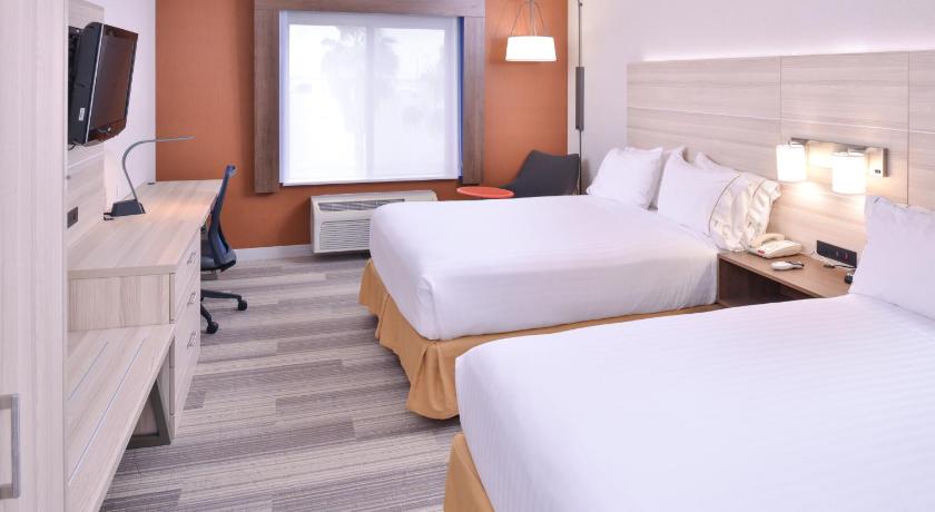 Holiday Inn Express San Diego - Otay Mesa