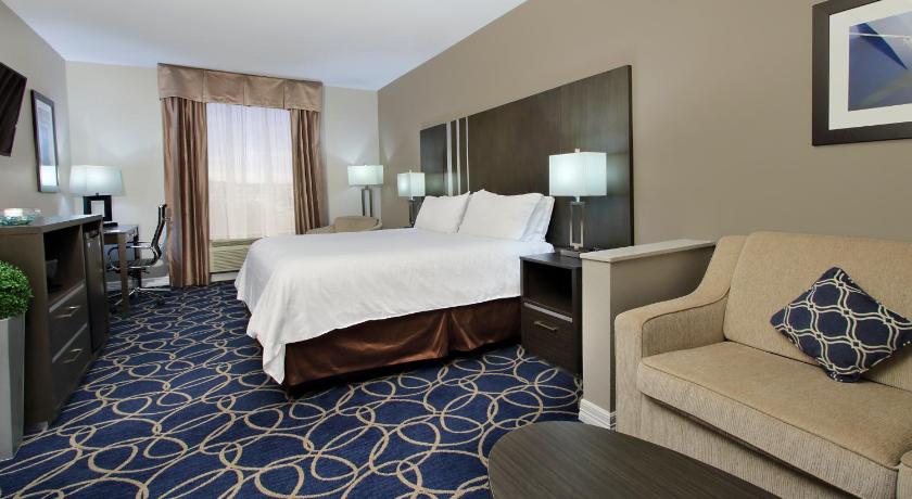 Holiday Inn Express & Suites Houston Intercontinental Airport