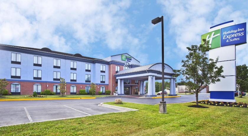 Holiday Inn Express Hotel and Suites Harrington - Dover Area