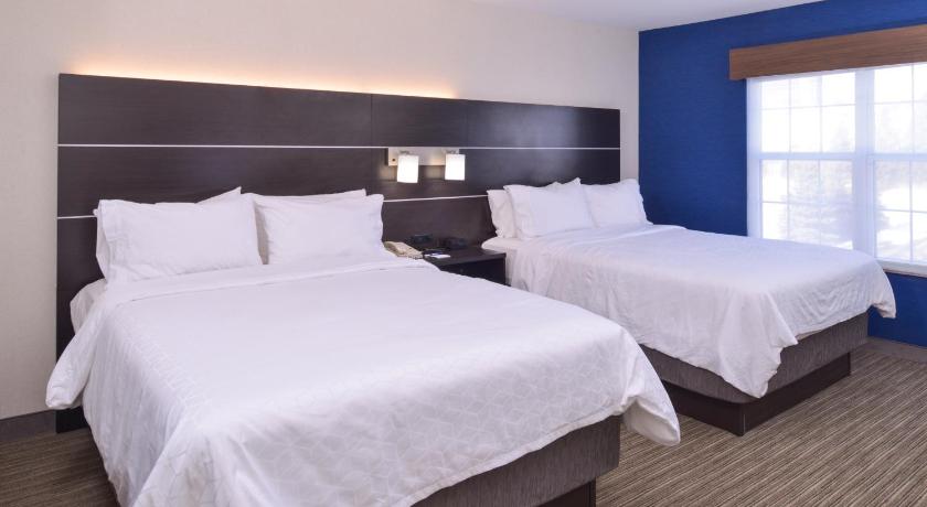 Holiday Inn Express Hotel & Suites Southfield - Detroit