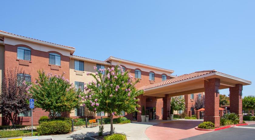 Holiday Inn Express & Suites Davis - University Area