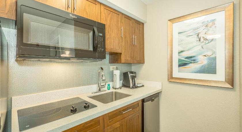 Holiday Inn Hotel and Suites Peachtree City