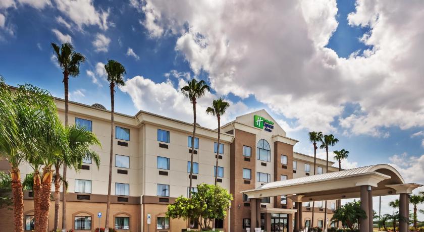 Holiday Inn & Suites Pharr photo