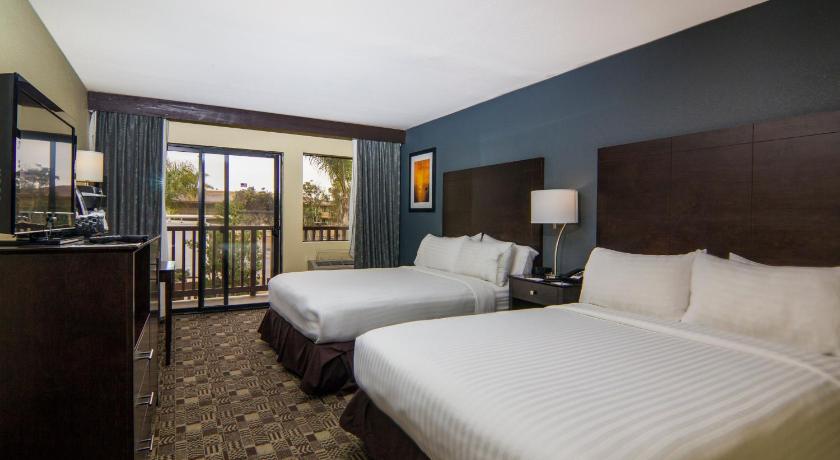 Holiday Inn Express Hotel & Suites Solana Beach-Del Mar