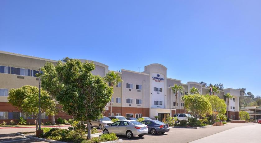 Candlewood Suites San Diego Hotel