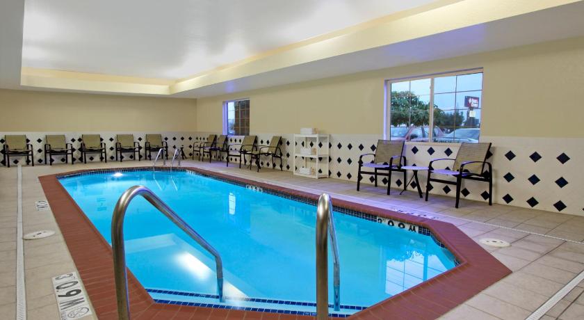 Candlewood Suites Rogers-Bentonville photo