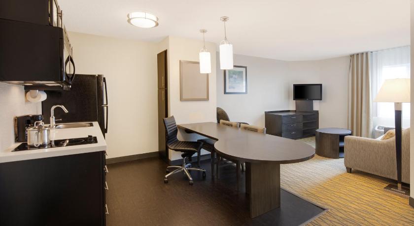 Candlewood Suites Rogers-Bentonville