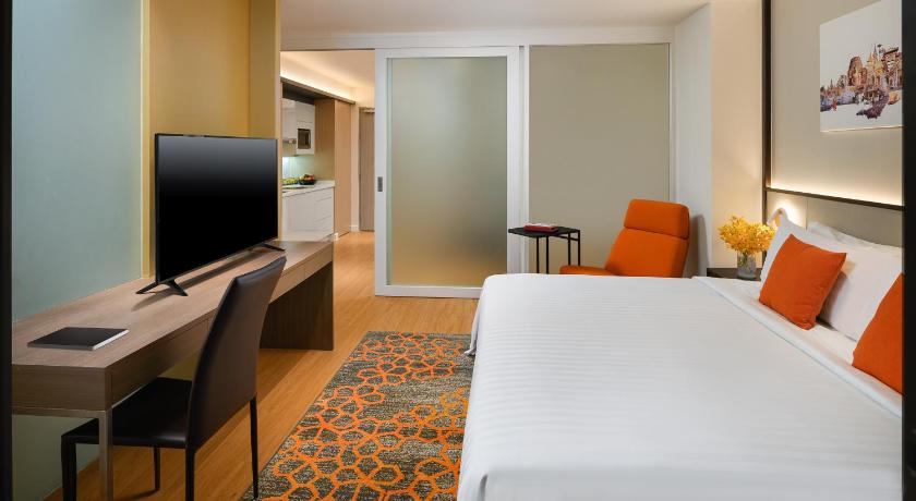 Image of Executive Suite 6