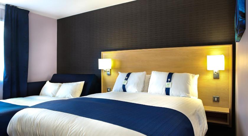 Holiday Inn Express Manchester Airport