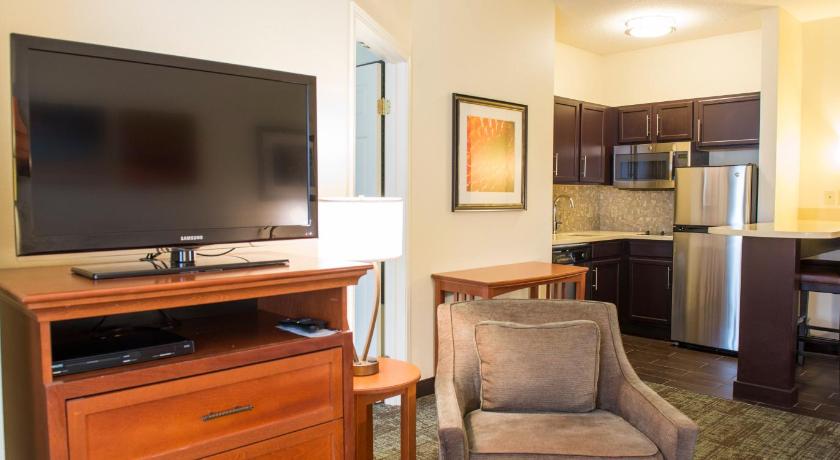 Staybridge Suites Fargo