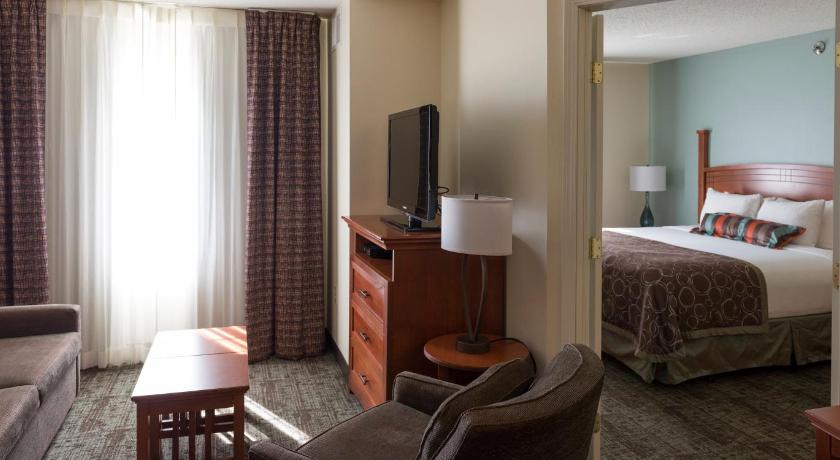 Staybridge Suites Fargo