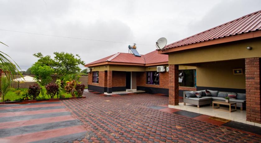 Sweet Holiday Homes — Hotel in Victoria Falls