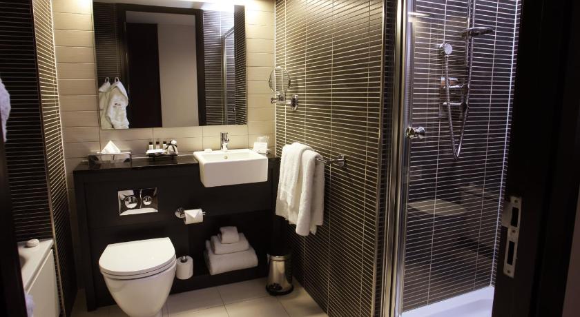 Image of Premium King Room - Club Lounge Access 4