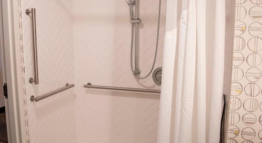 Holiday Inn Hotel And Suites Savannah Airport - Pooler photo