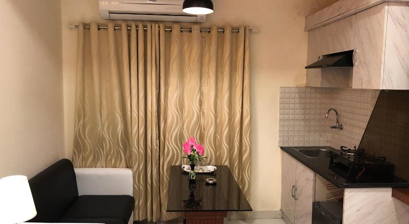 HOTEL SPARK RESIDENCY photo