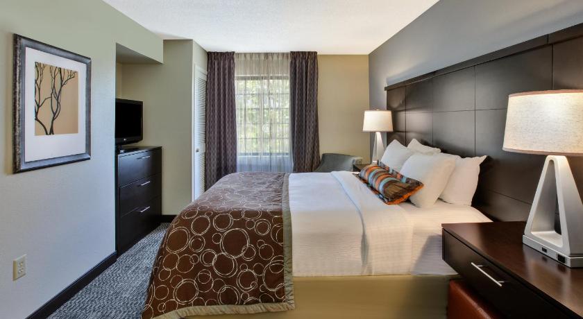 Staybridge Suites Louisville - East