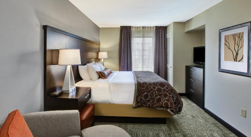 Staybridge Suites Louisville - East