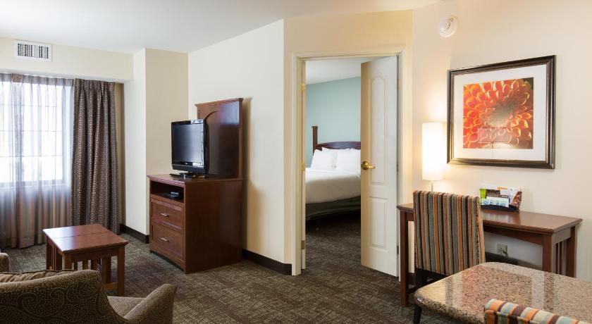 Staybridge Suites Toledo/Maumee