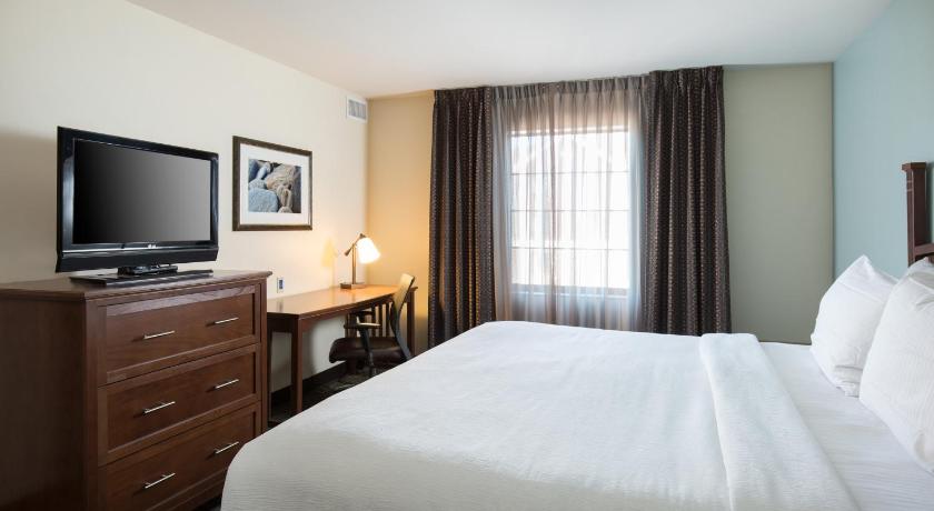 Staybridge Suites Toledo/Maumee