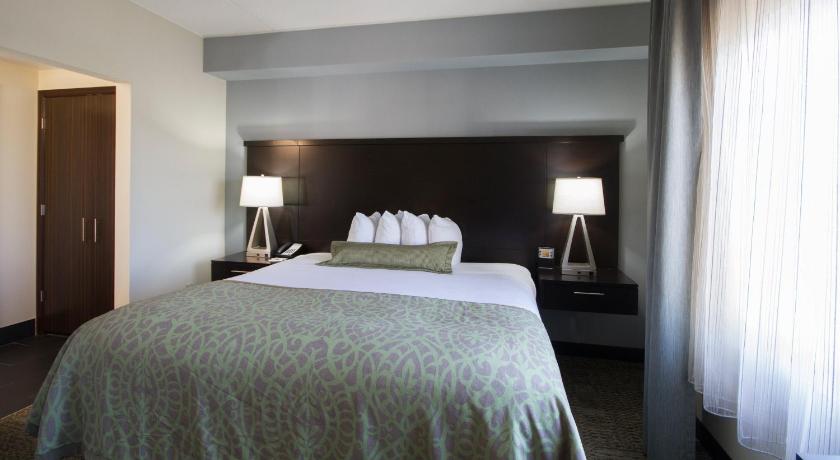 Staybridge Suites Buffalo-Amherst