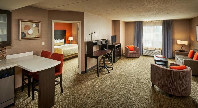 Staybridge Suites Hamilton - Downtown