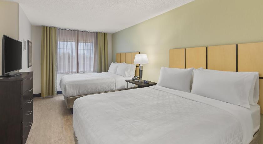 Candlewood Suites Charlotte - Arrowood