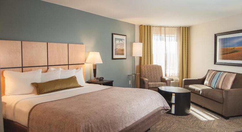 Candlewood Suites Fort Collins