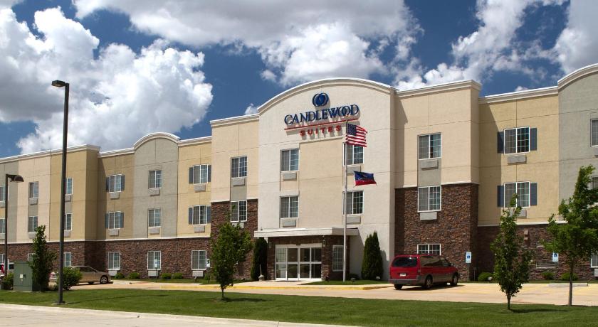 Candlewood Suites Champaign Urbana Univ Area Hotel