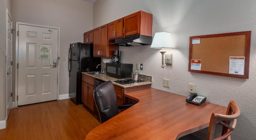 Candlewood Suites Decatur Medical Center