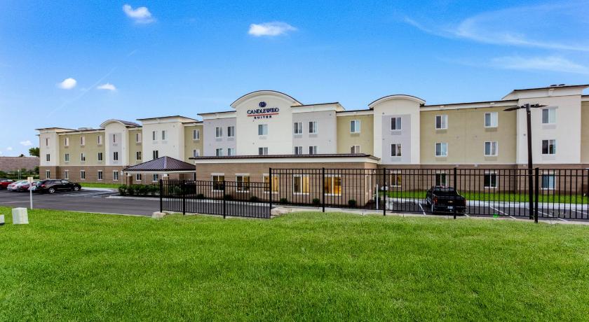 Candlewood Suites Brighton