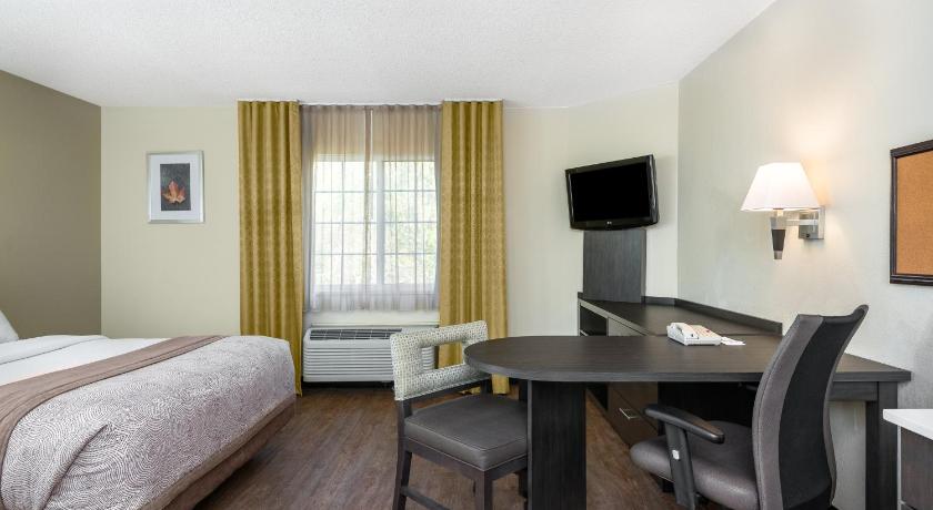 Candlewood Suites Durham