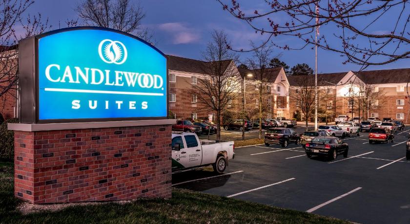 Candlewood Suites Richmond West End Short Pump photo