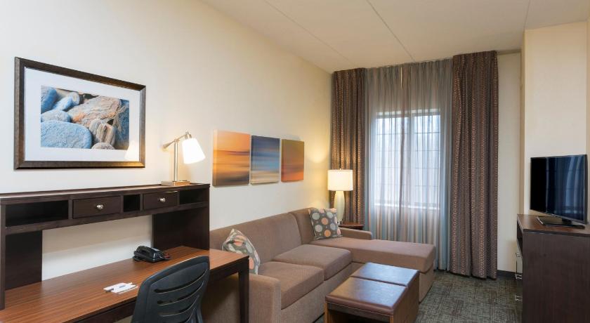 Staybridge Suites Chicago-Oakbrook Terrace