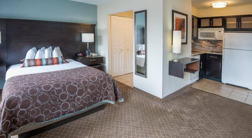 Staybridge Suites Columbus-Airport