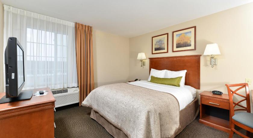 Candlewood Suites Chambersburg