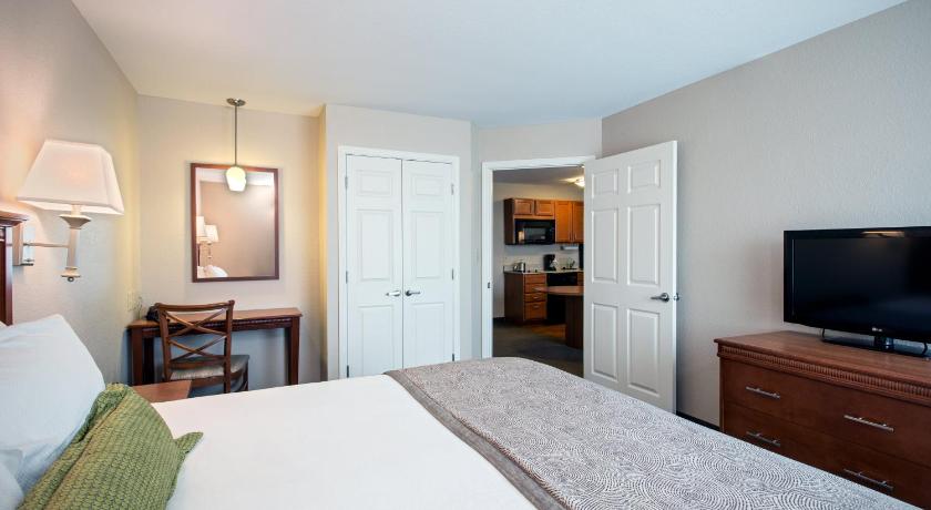 Candlewood Suites Indianapolis Northwest