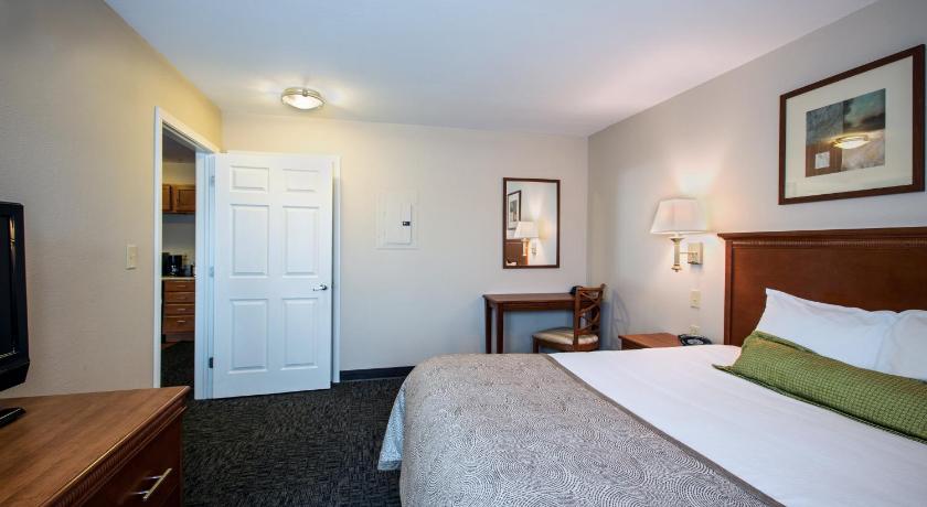 Candlewood Suites Indianapolis Northwest