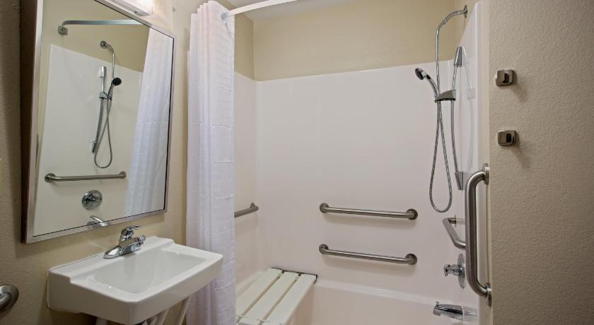 Candlewood Suites Indianapolis Northwest