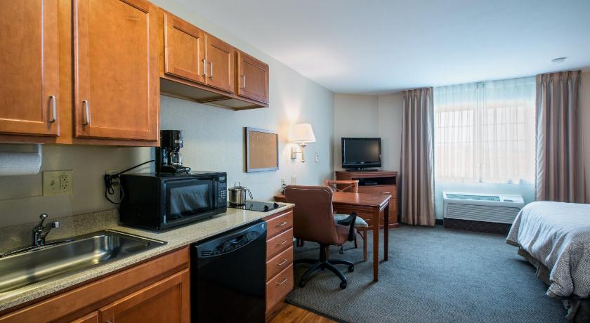 Candlewood Suites Indianapolis Northwest