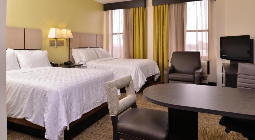 Candlewood Suites Terre Haute