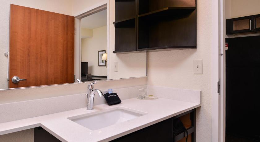 Candlewood Suites Terre Haute