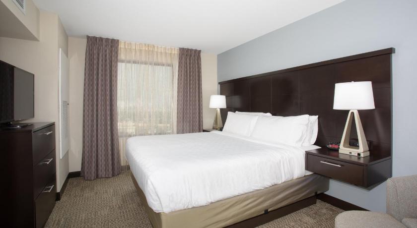 Staybridge Suites Denver South - Highlands Ranch