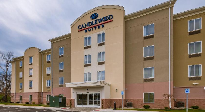 Candlewood Suites Mishawaka photo