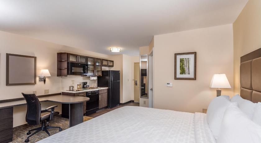 Candlewood Suites Bensalem - Philadelphia Area