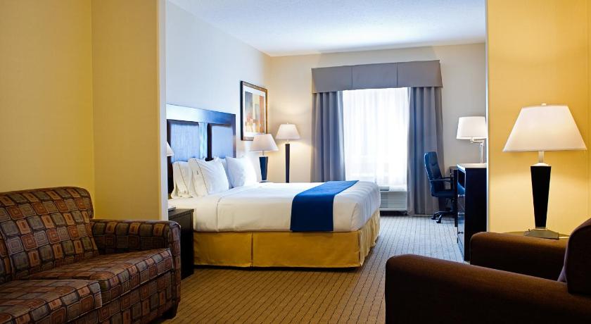 Holiday Inn Express & Suites-Regina-South